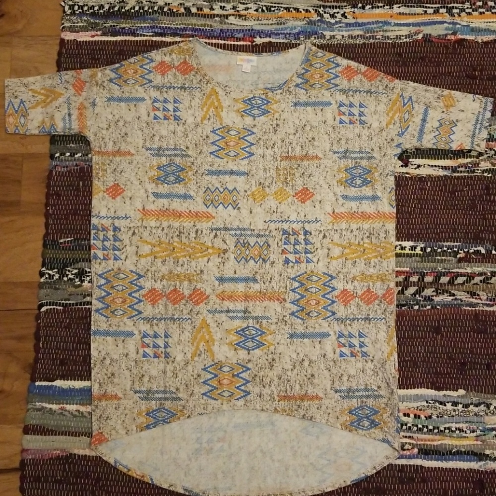NWOT tribal pattern Lularoe Irma